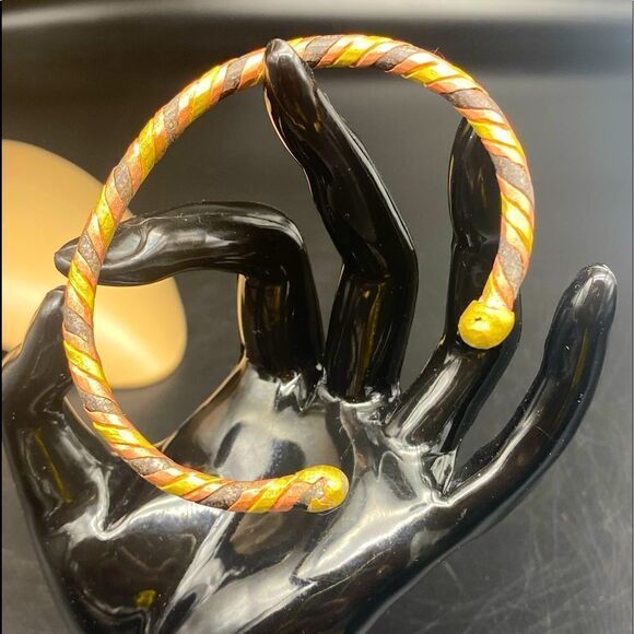 Ladies 7” copper and brass bracelet - Picture 1 of 5